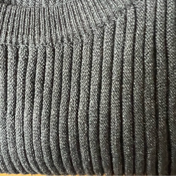 NWT! JENNIFER LOPEZ City Enchantment Gray Sparkle Dolman Sleeve Sweater Sz S - Picture 7 of 7